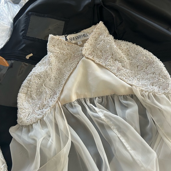 CROSS POSTED Custom Sherri Hill gown - Picture 13 of 17